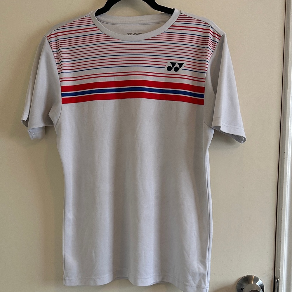 Yonex Men's M White Tee with Red and Blue Stripes Tournament Shirt
